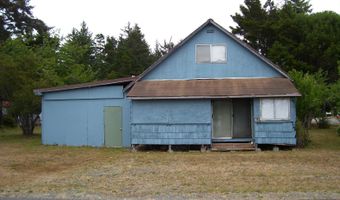870 11TH St SE, Bandon, OR 97411