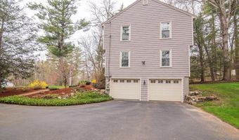15 Hampshire Dr, Derry, NH 03038