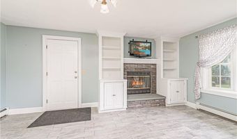 15 Caraway Dr, Johnston, RI 02919