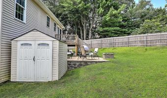 5 Craigie Ave, Johnston, RI 02919