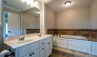 124 Cross Creek Dr, Austin, AR 72023
