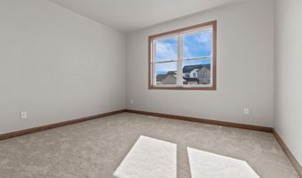 266 E SWEETWATER Way, Appleton, WI 54913