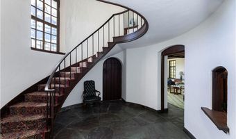 2180 Tower Hill Rd, North Kingstown, RI 02874