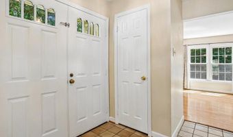 5194 KIMSCOTT Ct, Annandale, VA 22003