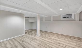 8 Sojo Rd Legal In-Law, Brookfield, CT 06804