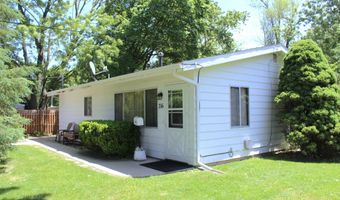 716 E Randolph St, Angola, IN 46703