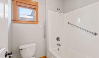 1562 NW Lepage Pl, Bend, OR 97703