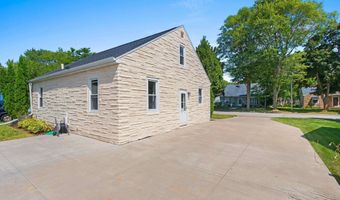 1525 N OUTAGAMIE St, Appleton, WI 54914