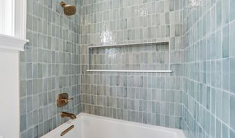 340 9TH St, Atlantic Beach, FL 32233