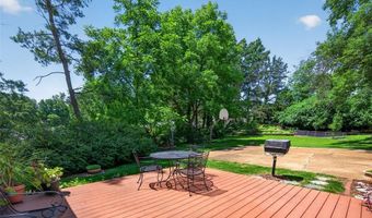 6 Helmsdale Ct, Ballwin, MO 63011