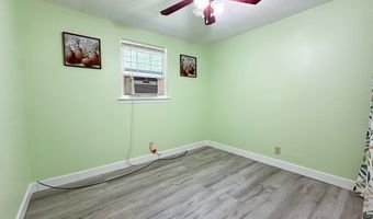 200 Watts Ln, Big Sandy, TN 38221