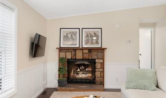 2 Milton Ln, Coventry, RI 02816