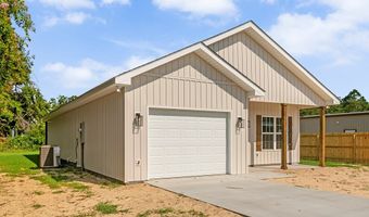 260 CENTRAL St, Baxley, GA 31513