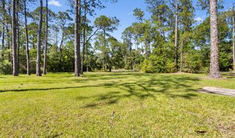 10091 River Dr, Bay St. Louis, MS 39520