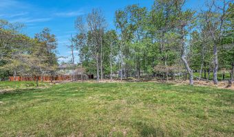 123 Caddo Ter, Albrightsville, PA 18210