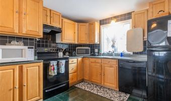 184 Gladstone St, Cranston, RI 02920