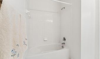 15612 EVERGLADE Ln 106, Bowie, MD 20716