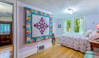 4951 W Liberty Rd, Ann Arbor, MI 48103