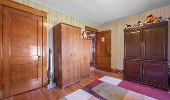 31 Monroe St, Augusta, ME 04330
