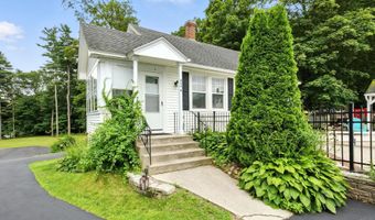 434 Donald St, Bedford, NH 03110