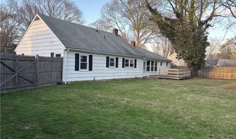 7 Sherbrook Rd, Barrington, RI 02806