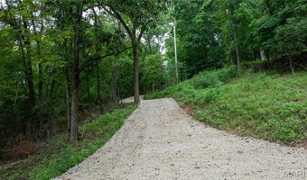 700 Old Kiefer Creek Rd, Ballwin, MO 63021