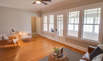 811 McPherson Ave, Alton, IL 62002