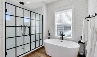 1410 W NEW HAMPSHIRE St, Orlando, FL 32804