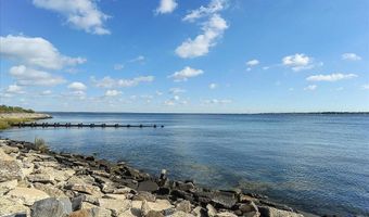 945 N Concourse, Aberdeen, NJ 07735
