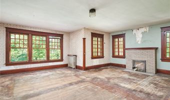 74 Maplewood Ave, Akron, OH 44313