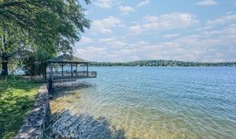 279 Candlewood Lake Rd, Brookfield, CT 06804
