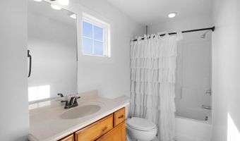 301 Old Causeway Rd, Atlantic Beach, NC 28512