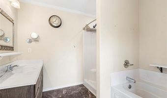 5764 S Carr Pen, Tushka, OK 74525