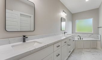 41 Fleetwood Dr, Bella Vista, AR 72714