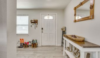 109 W Purdom Ave, Alvarado, TX 76009