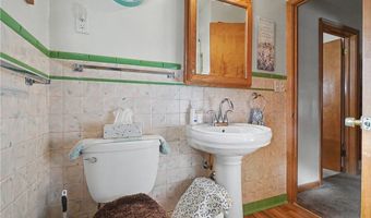 1540 Lilly Ln, Alliance, OH 44601