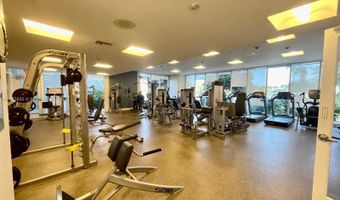 20281 E Country Club Dr 2405, Aventura, FL 33180