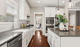 2503 TAYLOR Ave, Alexandria, VA 22302