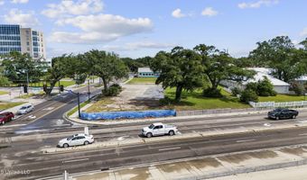 1940 E Beach Blvd, Biloxi, MS 39531