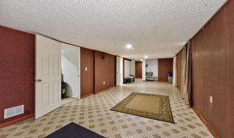 87 Buckingham Dr, Albany, NY 12208