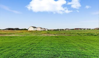 803 Prateria Ave, Avon, MN 56310