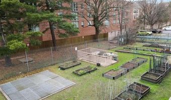 4141 N HENDERSON Rd 322, Arlington, VA 22203