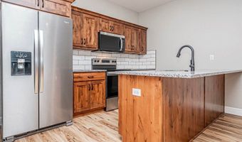 1800-1802 Broadfoot Dr, Abilene, KS 67410