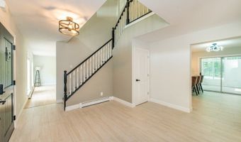 33 Huntsville Rd, Andover, NJ 07860