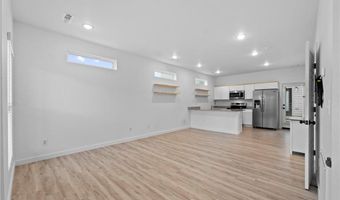 930 Ventnor Ave, Bentonville, AR 72713