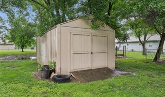 104 W Oak St, Archie, MO 64725