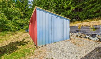 10730 W End Rd, Arcata, CA 95521