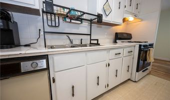 132 Harrogate E, Amherst, NY 14221