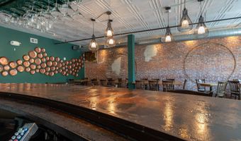 4 High St, Brattleboro, VT 05301