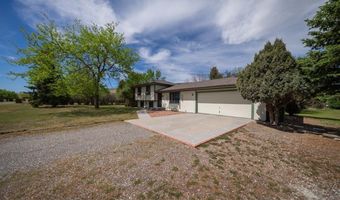2305 Tresler Ave, Cody, WY 82414